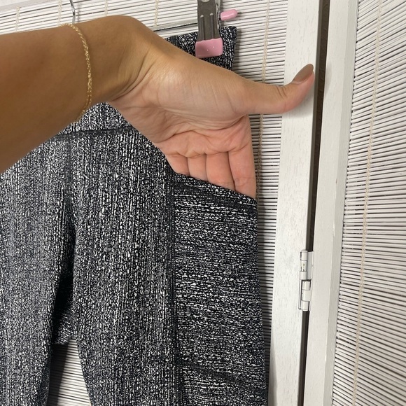 Lululemon Tight Stuff Tight II 25” Leggings Size 4 - Picture 3 of 8